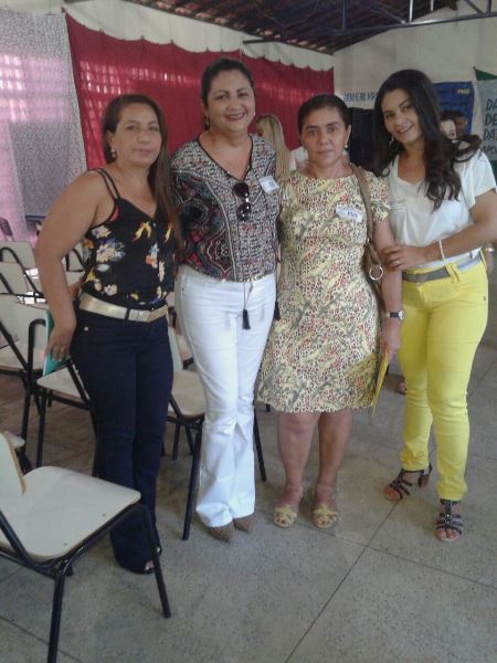 Durante evento professores fazem manifesto contra terceirização - Imagem 9