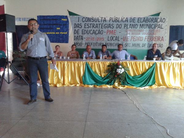 Durante evento professores fazem manifesto contra terceirização - Imagem 5