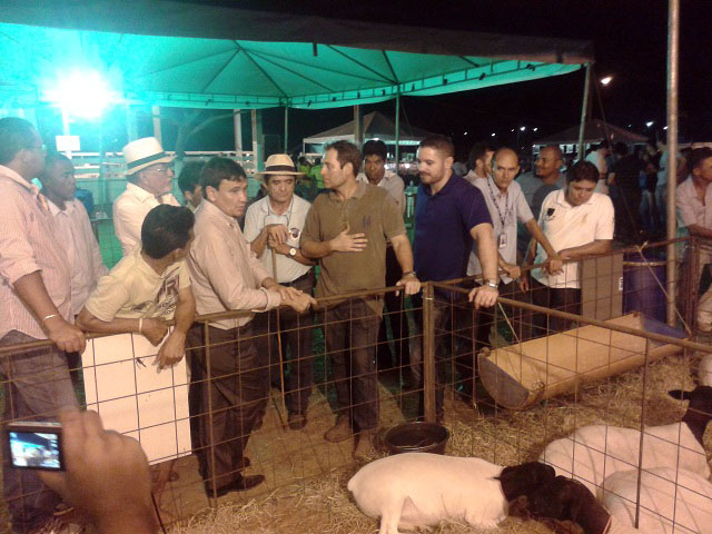 Wellington Dias visita EXPOEIRAS e doa tratores para produtores primários - Imagem 23