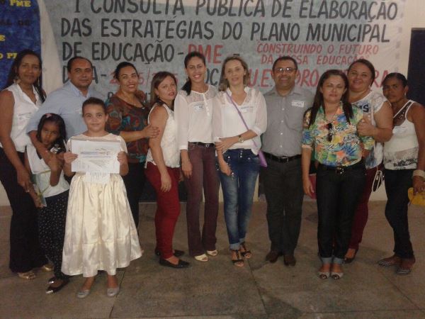 Durante evento professores fazem manifesto contra terceirização - Imagem 22