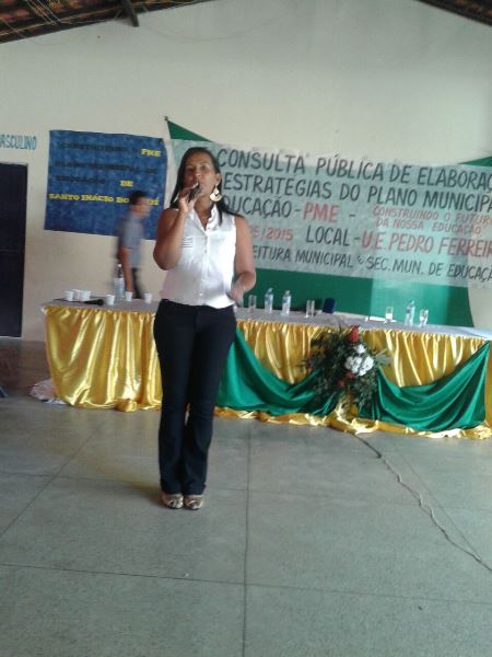 Durante evento professores fazem manifesto contra terceirização - Imagem 8