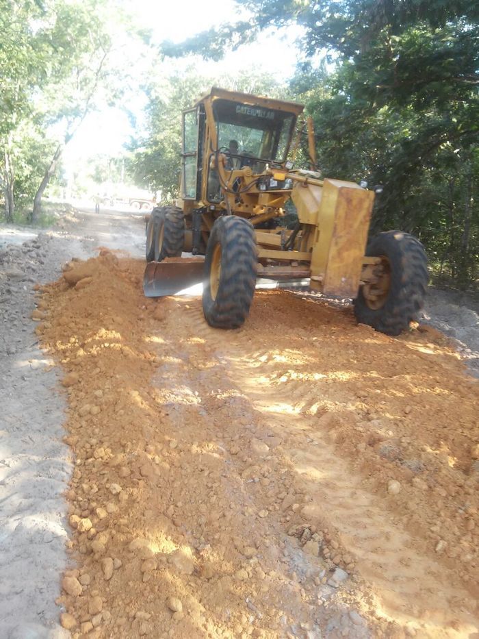 Prefeito Zé Resende começa estrada da comunidade Buriti de Dentro - Imagem 4