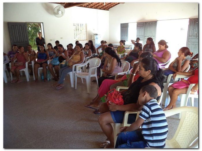 CRAS realiza palestra de esclarecimento do Programa Bolsa-família-PBF, para o Grupo de Apoio  e Orientação a Gestante. - Imagem 3