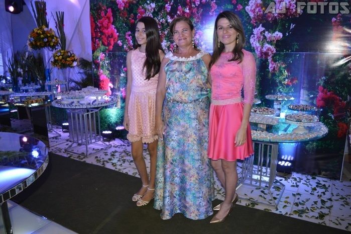 Festa impecável dos 15 anos de Ana Gabriela Leal - Imagem 30