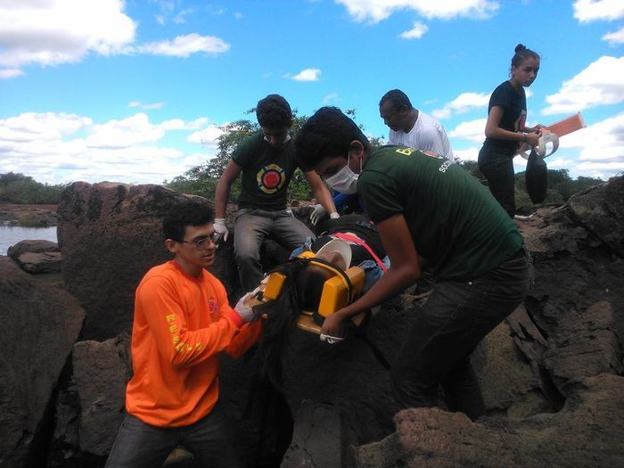 GAV realiza simulado de resgate na Cachoeira da Lapa em Barras - Imagem 3