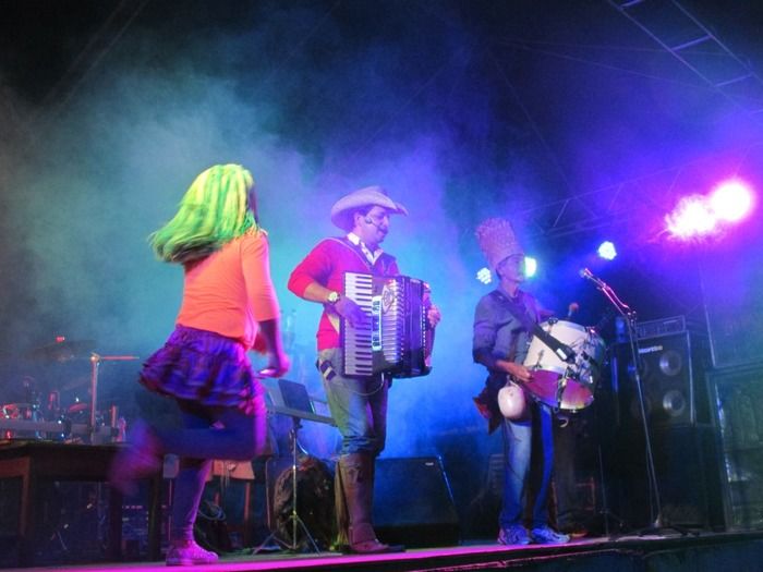 Banda XENHENHEM Encerra os Festejos de Tamboril com Seus Melhores Sucessos - Imagem 11