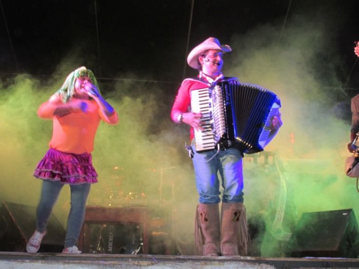 Banda XENHENHEM Encerra os Festejos de Tamboril com Seus Melhores Sucessos - Imagem 10