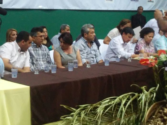 Prefeito Zé Resende esteve presente na Visita do Governador Wellington Dias em Cabeceiras e Barras. - Imagem 11
