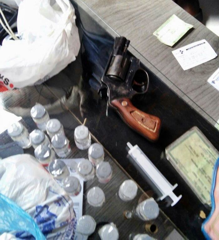 Irmãos são presos em Parnaíba com cocaína, dinheiro e revólver - Imagem 4