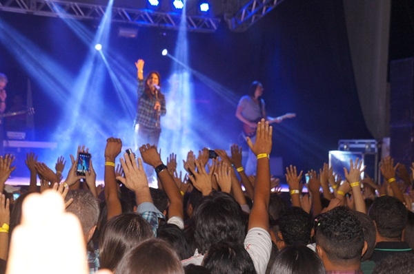 Um show que marco o extremo sul do Piauí  - Imagem 145