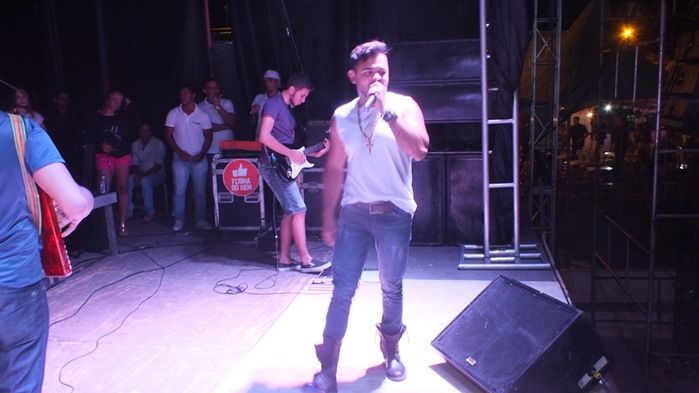 Tá bombando o 29º Festejos Juninos do bairro Codó em Dom Expedito Lopes - Imagem 25