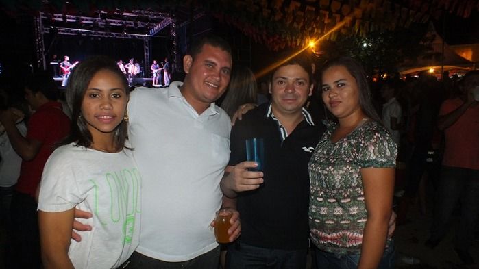 Tá bombando o 29º Festejos Juninos do bairro Codó em Dom Expedito Lopes - Imagem 45