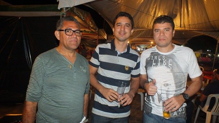 Tá bombando o 29º Festejos Juninos do bairro Codó em Dom Expedito Lopes - Imagem 43