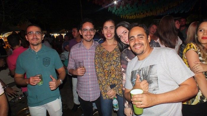 Tá bombando o 29º Festejos Juninos do bairro Codó em Dom Expedito Lopes - Imagem 71