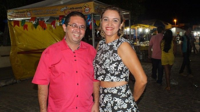 Tá bombando o 29º Festejos Juninos do bairro Codó em Dom Expedito Lopes - Imagem 9