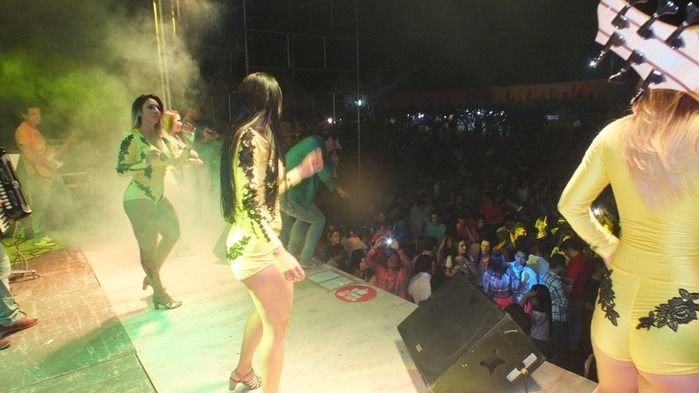 Tá bombando o 29º Festejos Juninos do bairro Codó em Dom Expedito Lopes - Imagem 51