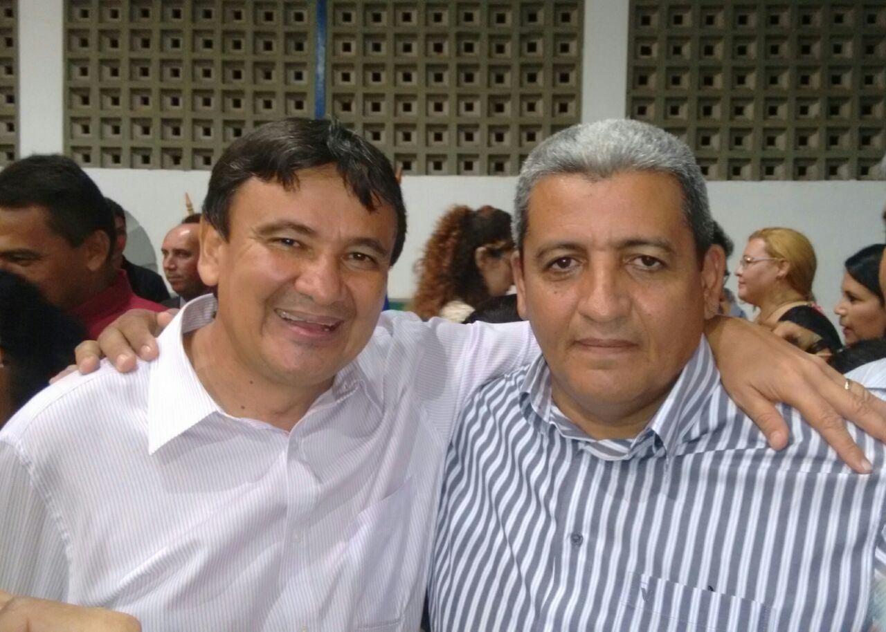 Prefeito Zé Resende esteve presente na Visita do Governador Wellington Dias em Cabeceiras e Barras.