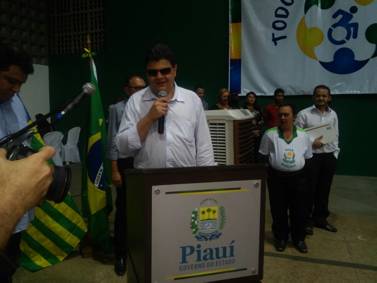 Secretário de Assistência Social, Pastor Otoniel, participa de Fórum Regional de Políticas Públicas para Pessoas com Deficiência em Barras.