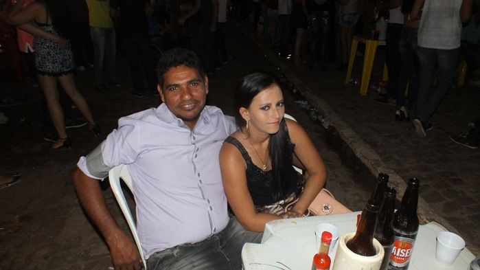 Centenas de pessoas prestigiaram   o  segundo dia dos  festejos do bairro Codó em Dom Expedito Lopes - Imagem 114