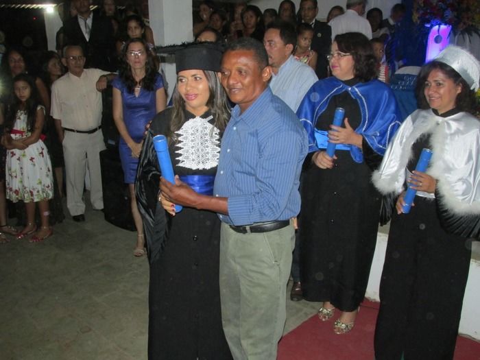 Confira a entrega de Canudos na Formatura da Turma de Pedagogia em Agricolândia - Imagem 6