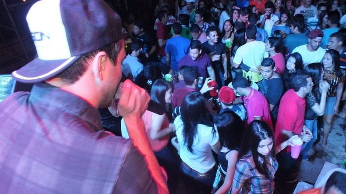 Centenas de pessoas prestigiaram   o  segundo dia dos  festejos do bairro Codó em Dom Expedito Lopes - Imagem 130