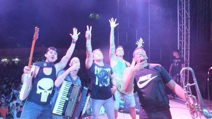 Centenas de pessoas prestigiaram   o  segundo dia dos  festejos do bairro Codó em Dom Expedito Lopes - Imagem 175