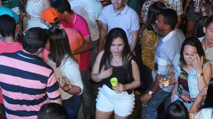 Centenas de pessoas prestigiaram   o  segundo dia dos  festejos do bairro Codó em Dom Expedito Lopes - Imagem 179