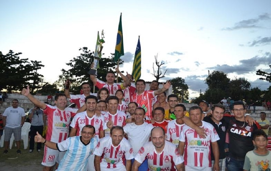 América reverte e sagra-se campeão Master em Pedro II