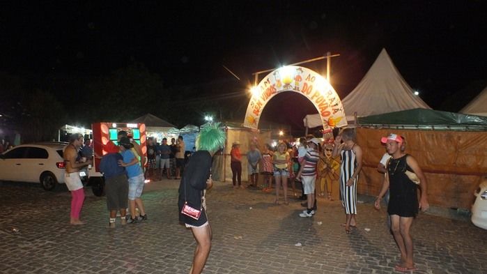 Centenas de pessoas prestigiaram   o  segundo dia dos  festejos do bairro Codó em Dom Expedito Lopes - Imagem 24