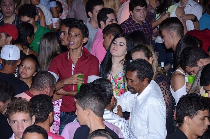 Centenas de pessoas prestigiaram   o  segundo dia dos  festejos do bairro Codó em Dom Expedito Lopes - Imagem 211