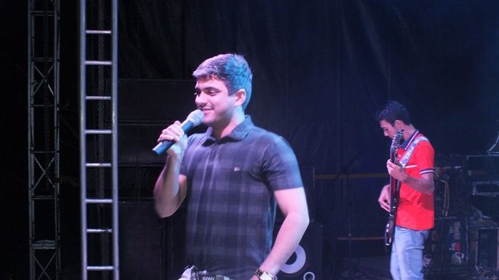 Centenas de pessoas prestigiaram   o  segundo dia dos  festejos do bairro Codó em Dom Expedito Lopes - Imagem 83