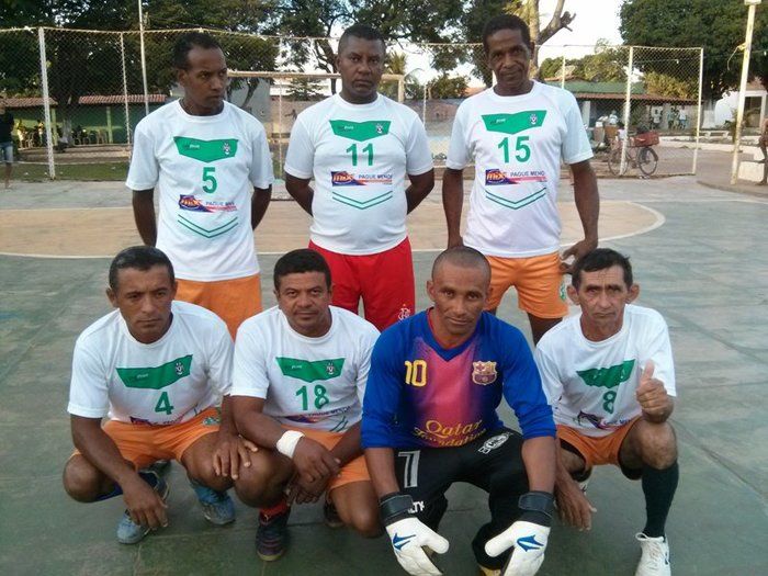 Vereador Zé de Caindinha idealiza e executa projeto de futsal / veteranos para homenagear ex-atletas - Imagem 9