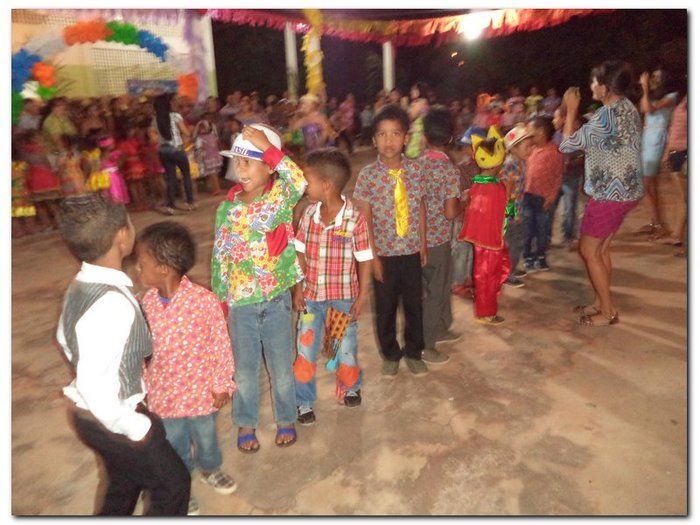 SEMTAC realiza festa junina para os Idosos e com os jovens do serviço de convivência e fortalecimento de vínculo - Imagem 7