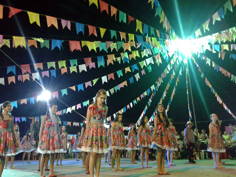 Oeiras realiza festividades juninas integrando pessoas e homenageando o homem do campo