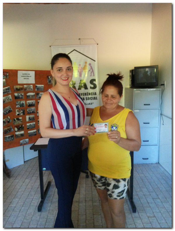  O CRAS realiza entrega do passe livre intermunicipal para pessoas com deficiência e divulga o passe livre cultura, que já pode ser requerido no CRAS- - Imagem 4