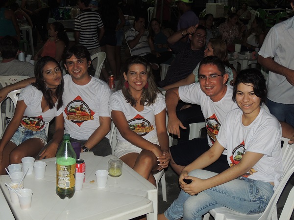                          Feira da agricultura familiar alcança êxito impressionante - Imagem 8