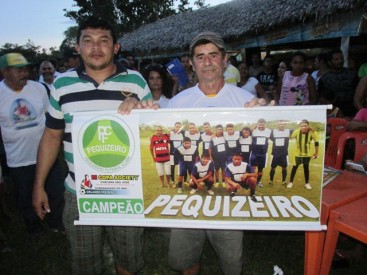 Prefeito Tintin  participa de encerramento de torneio society - Imagem 5