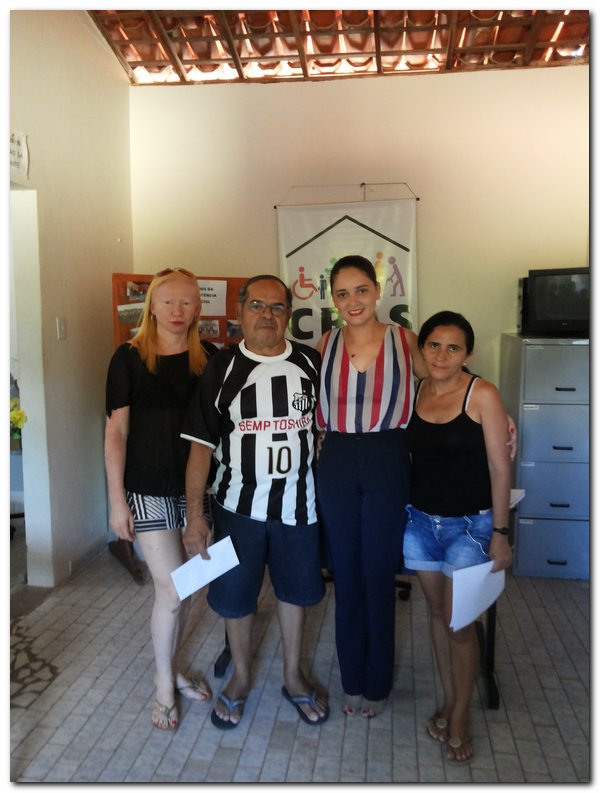  O CRAS realiza entrega do passe livre intermunicipal para pessoas com deficiência e divulga o passe livre cultura, que já pode ser requerido no CRAS- - Imagem 3