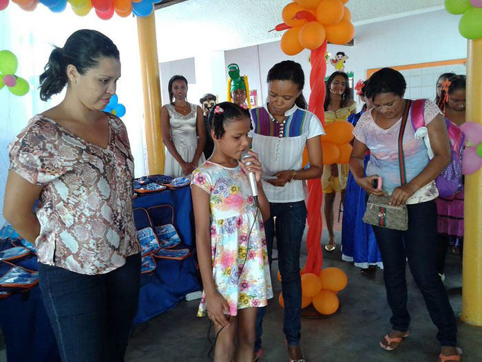 Lukano Sá entrega livros para crianças da rede municipal de ensino - Imagem 3