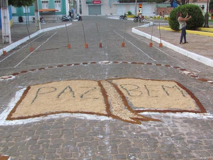 Missa e procissão marcam feriado de Corpus Christi em Barras - Imagem 4