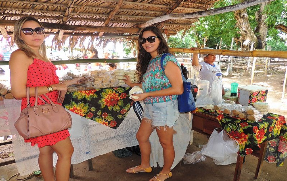 Sítio Buritizinho é tomado por turistas de vários municípios e estados do país