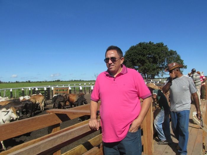 Prefeito Walter Alencar incentiva os Criadores de Gado na vacinação contra a Febre Aftosa - Imagem 5