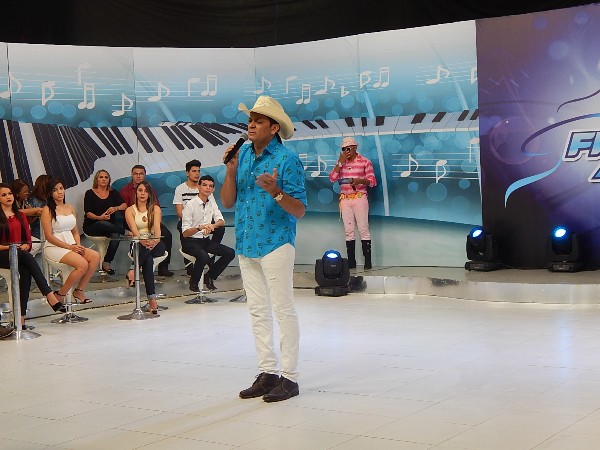 Prefeito participa de Gravação do Programa Frank Aguiar - Imagem 2