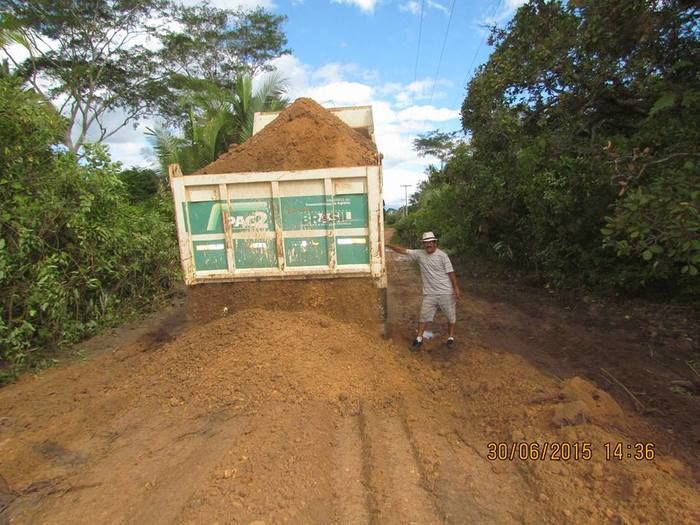 Prefeitura de Barras continua com recuperação de estradas - Imagem 1
