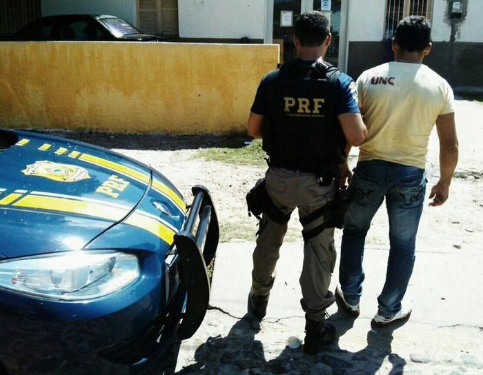 Goiano é preso em Parnaíba pela PRF por cumprimento de mandado - Imagem 1
