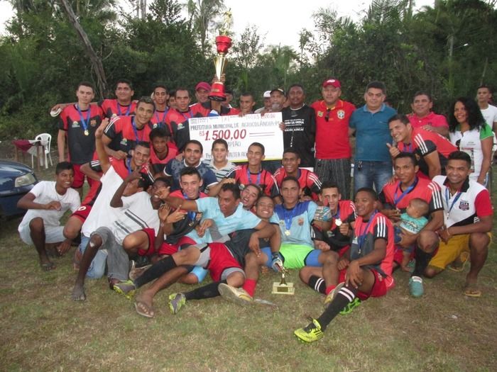 Vila Bate o Emelec e é Campeão do Campeonato de Futebol do Bairro Poeirão   - Imagem 2