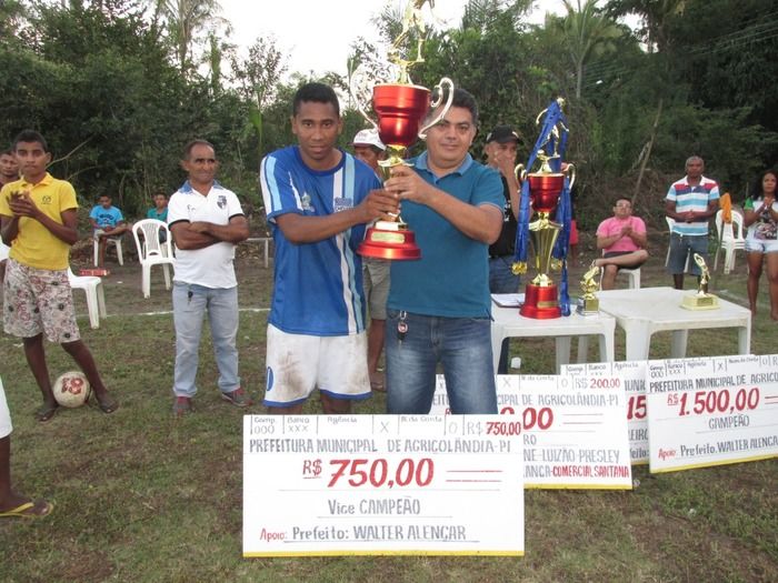 Vila Bate o Emelec e é Campeão do Campeonato de Futebol do Bairro Poeirão   - Imagem 29
