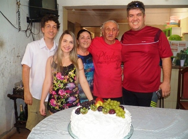 Ex-prefeito de Barras Joaquim Lucas comemora aniversário ao lado de amigos e familiares - Imagem 4