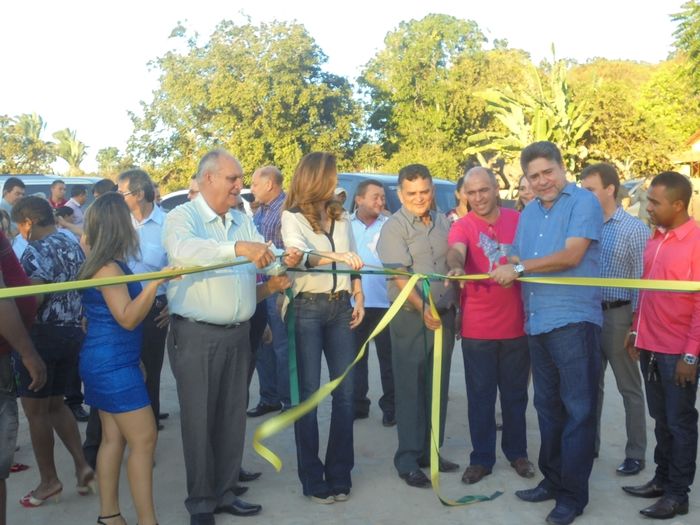 Exclusivas: Fotos da inaugurações nas festividade dos 78 anos de emancipação política de São Pedro do Piauí  - Imagem 31