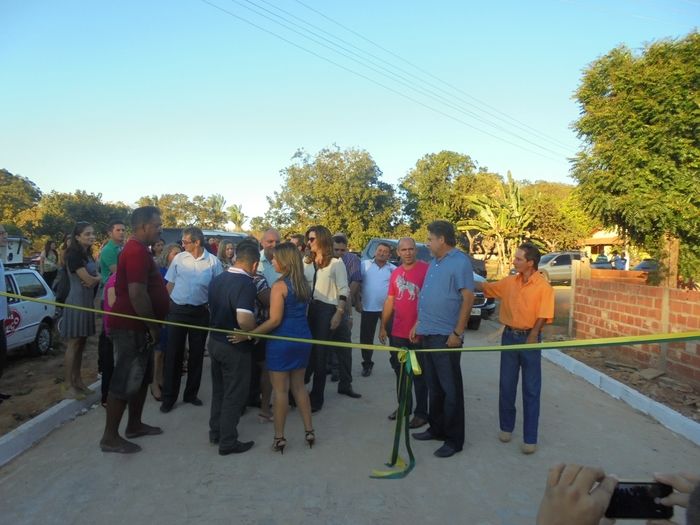 Exclusivas: Fotos da inaugurações nas festividade dos 78 anos de emancipação política de São Pedro do Piauí  - Imagem 27